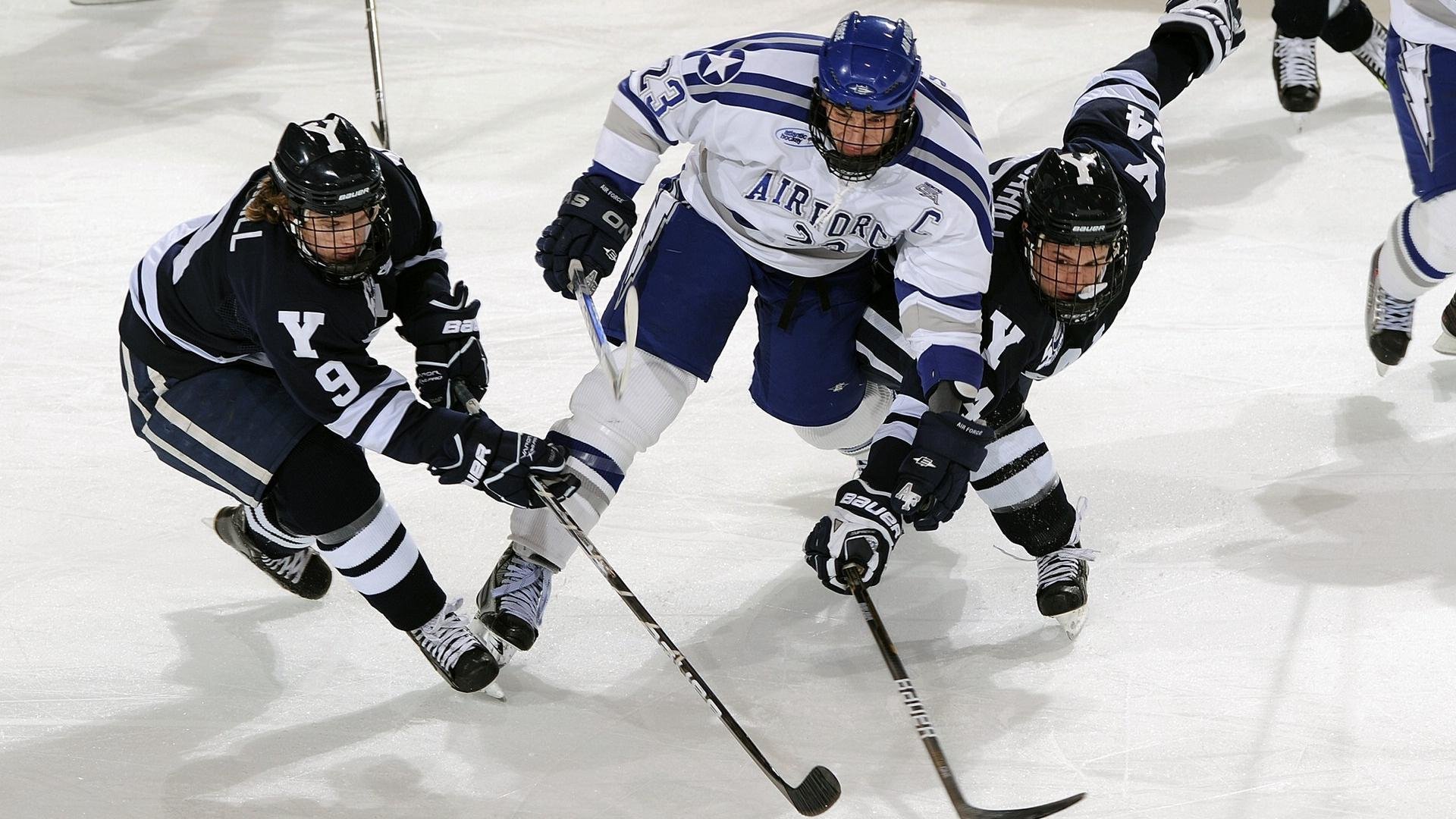 五大联赛对阵强敌比赛中的临场心态变化趋势,五大联赛强弱